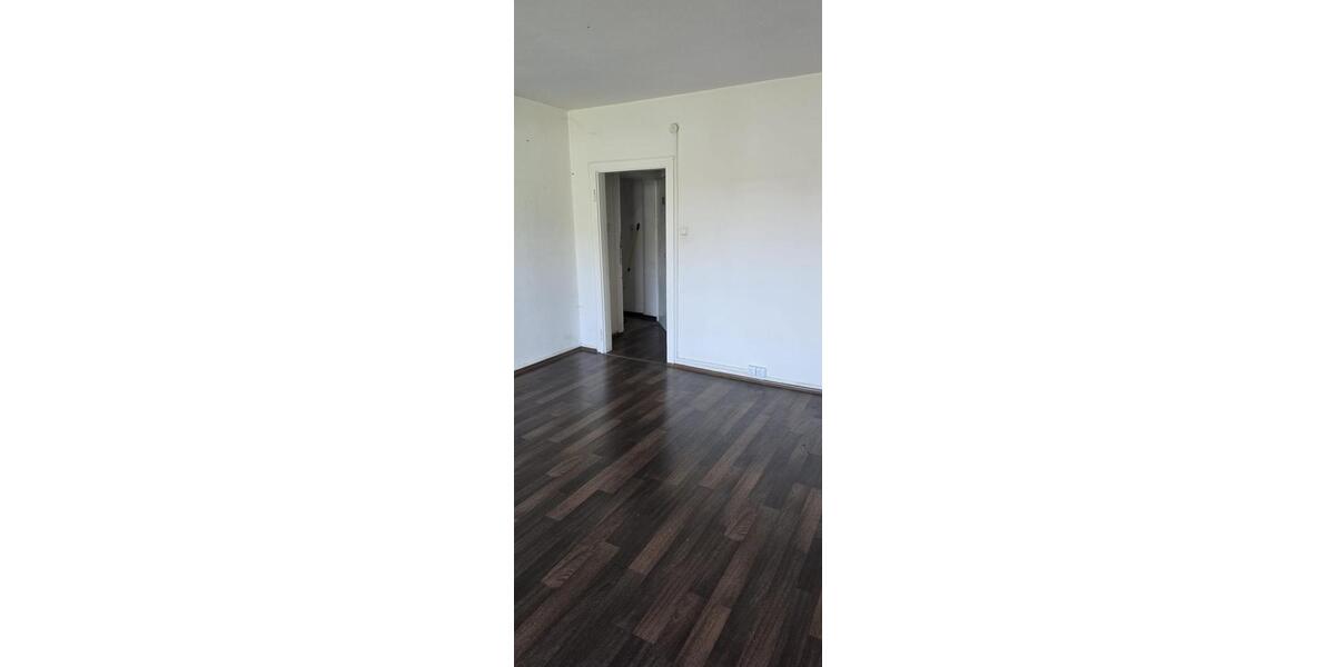 Etagenwohnung Düsseldorf Pempelfort - 1 Zimmer, 32 m&sup2;, 520&euro; | Angebot:26636036