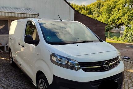 Opel Vivaro 150.000 km 10.800 &euro; Neukirchen-Vluyn 47506
