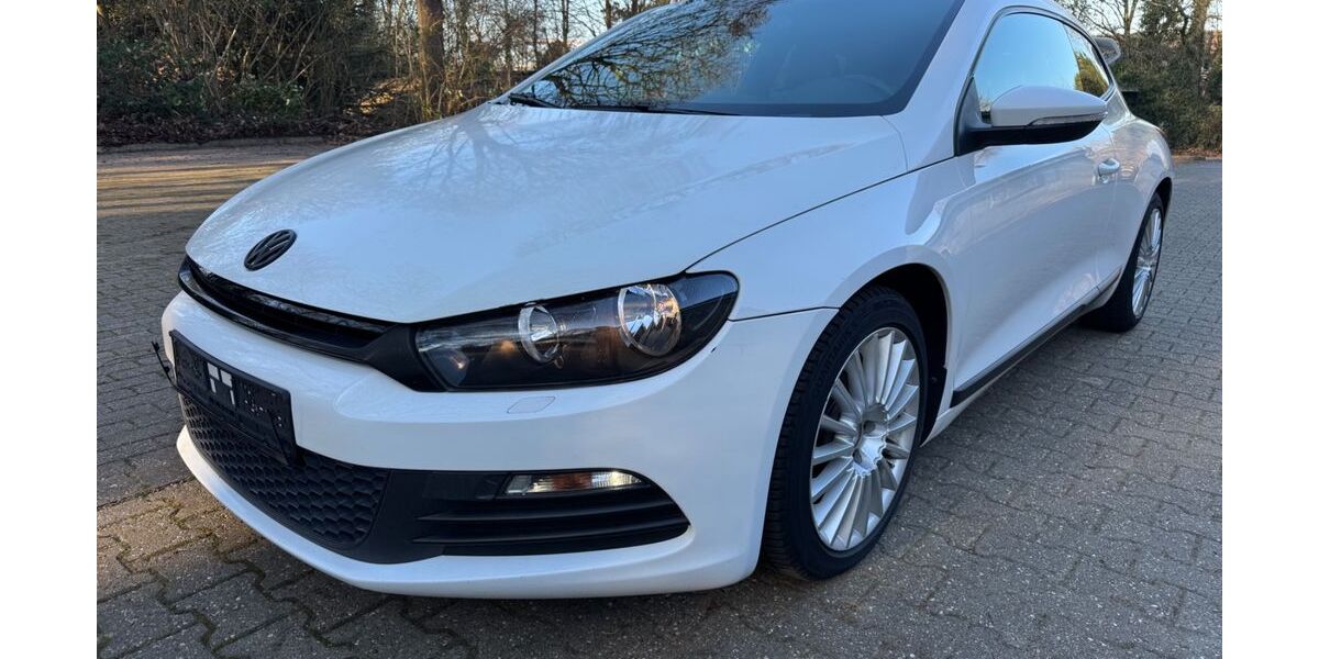 VW Scirocco 180.000 km 5.450 &euro; Mönchengladbach 41069