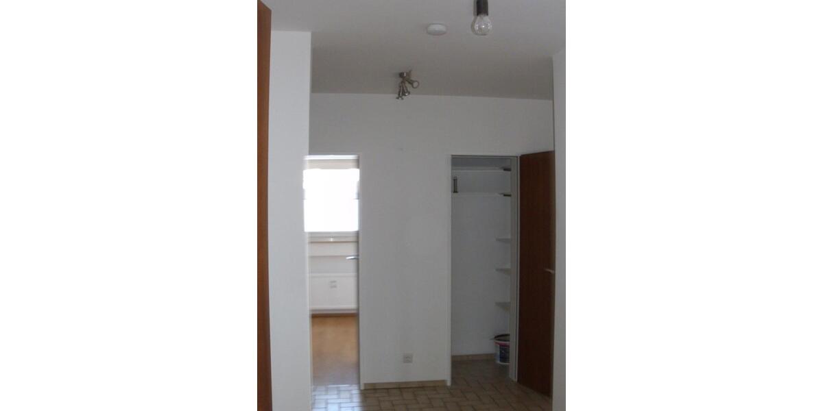 Etagenwohnung Ratingen Homberg - 3.5 Zimmer, 96 m&sup2;, 1.100&euro; | Angebot:26597849