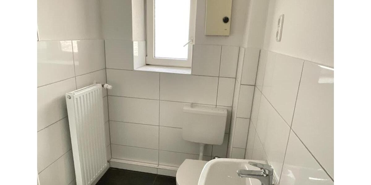 Erdgeschoßwohnung Duisburg Duisburg-Mitte - 2 Zimmer, 60 m&sup2;, 499&euro; | Angebot:26132202