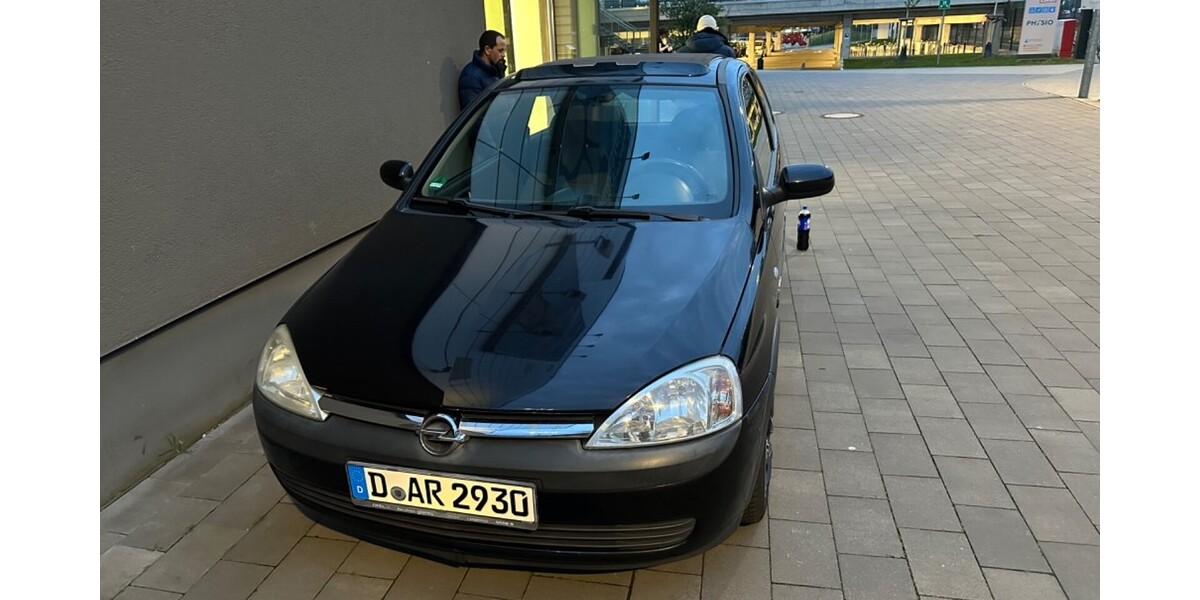Opel Corsa C 154.000 km 1.750 &euro; Düsseldorf 40213