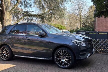 Mercedes-Benz GLE 350 261.000 km 25.000 &euro; Krefeld 47800
