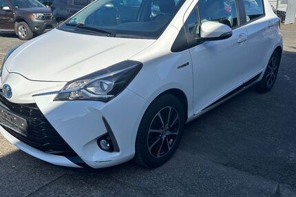 Toyota Yaris 85.000 km 12.200 &euro; Neuss 41469