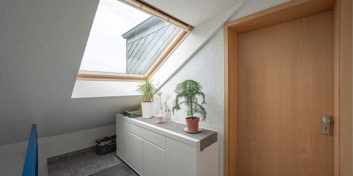 Etagenwohnung Mönchengladbach Bettrath - 2 Zimmer, 53 m&sup2;, 149.000&euro; | Angebot:25742116