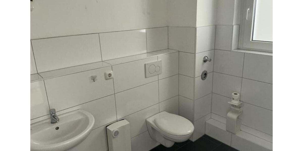 Etagenwohnung Velbert Velbert-Mitte - 2 Zimmer, 73 m&sup2;, 539&euro; | Angebot:26672548