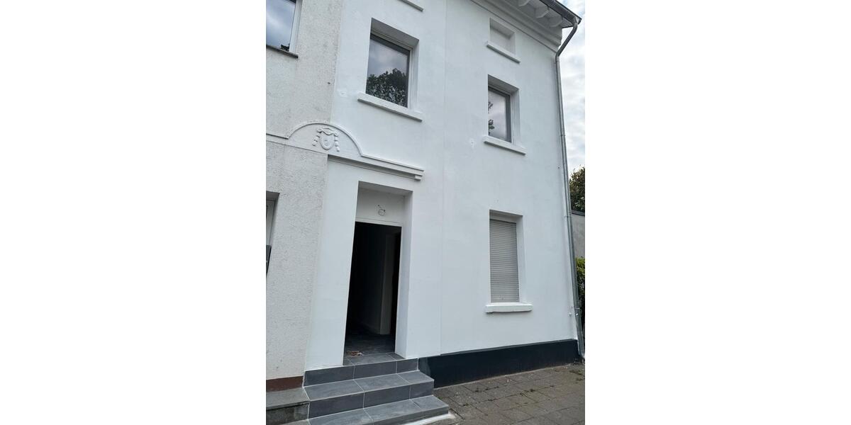 Reihenhaus Viersen Sittard - 5 Zimmer, 148 m&sup2;, 1.700&euro; | Angebot:26547236