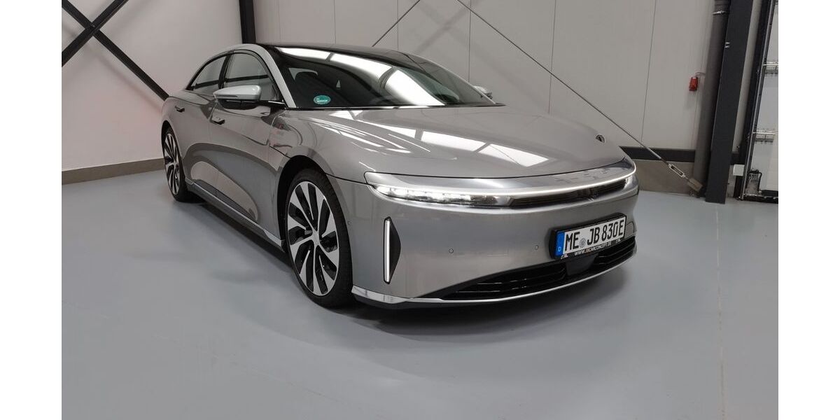 Lucid Air 9.900 km 89.889 &euro; Haan 42781