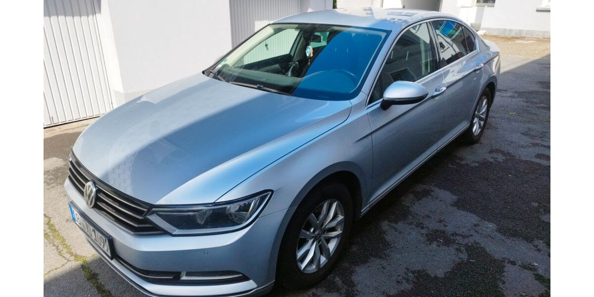 VW Passat 173.000 km 9.900 &euro; Oberhausen 46049
