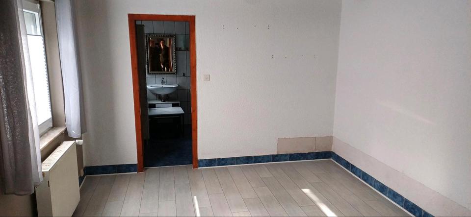 Etagenwohnung Duisburg Huckingen - 1 Zimmer, 60 m&sup2;, 650&euro; | Angebot:25616632