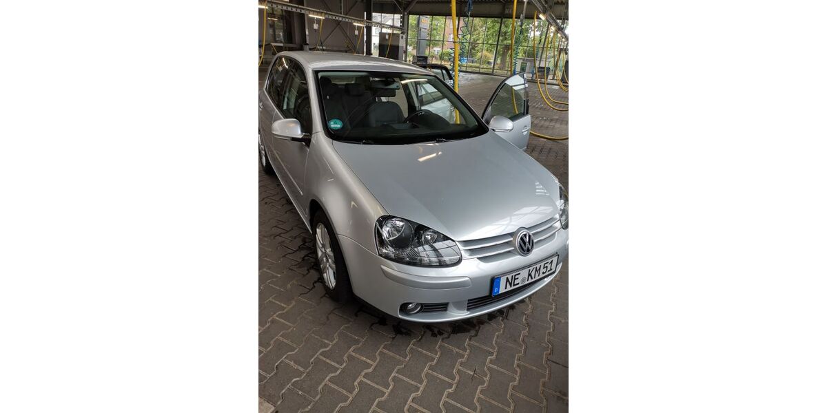 VW Golf 148.000 km 3.999 &euro; Kaarst 41564