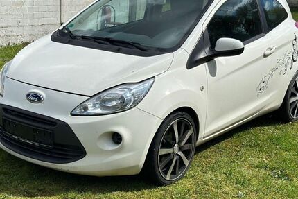 Ford Ka/Ka+ 60.000 km 4.500 &euro; Duisburg 47178