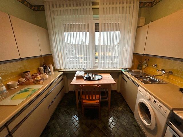 Etagenwohnung Mönchengladbach - 2 Zimmer, 82 m&sup2;, 750&euro; | Angebot:24794415