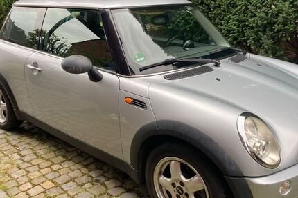 Mini ONE 158.800 km 2.998 &euro; Krefeld 47799