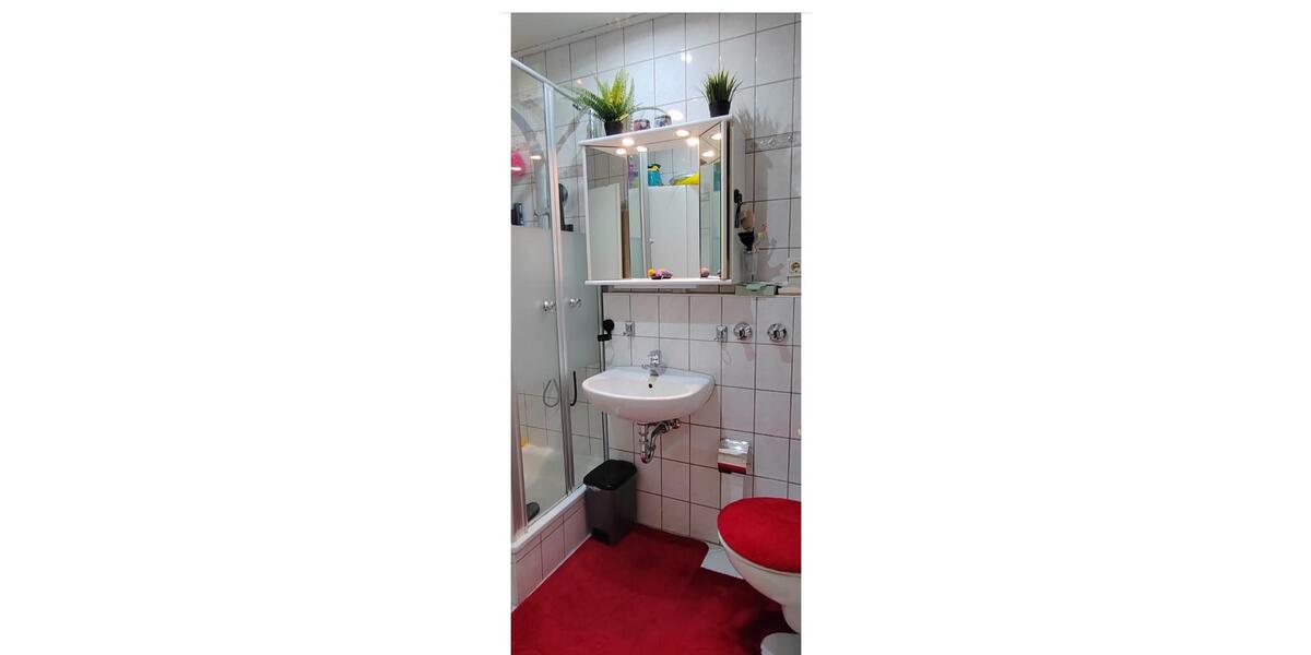 Etagenwohnung Duisburg Essenberg - 3 Zimmer, 82 m&sup2;, 850&euro; | Angebot:26013807