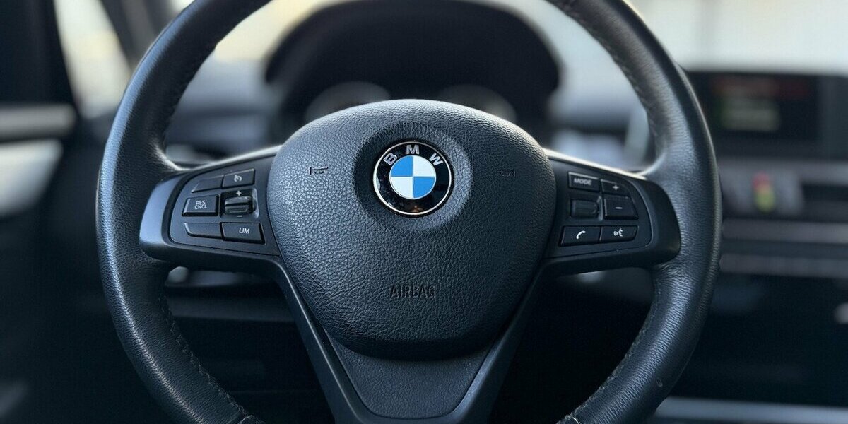 BMW 218 Active Tourer Automatik / PANO / LED / 1.Hd 65.000 km 16.280 &euro; Mönchengladbach 41066