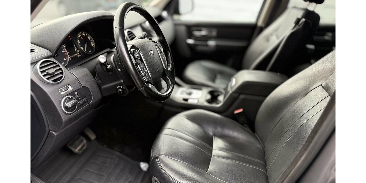 Land Rover Discovery SDV6 / HSE / Kamera / Pano / 7 Sitze 199.000 km 19.390 &euro; Mönchengladbach 41066