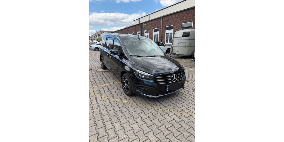 Mercedes-Benz T-Klasse 5.200 km 49.998 &euro; Düsseldorf 40589