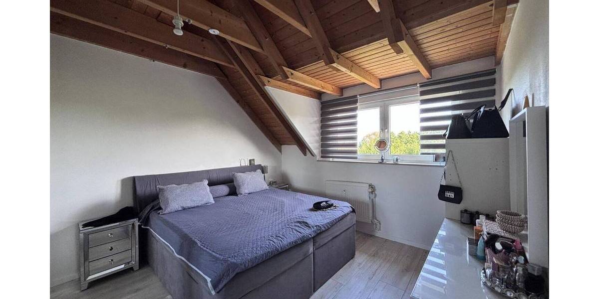 Etagenwohnung Mönchengladbach Dorthausen - 4 Zimmer, 95 m&sup2;, 189.000&euro; | Angebot:25741172