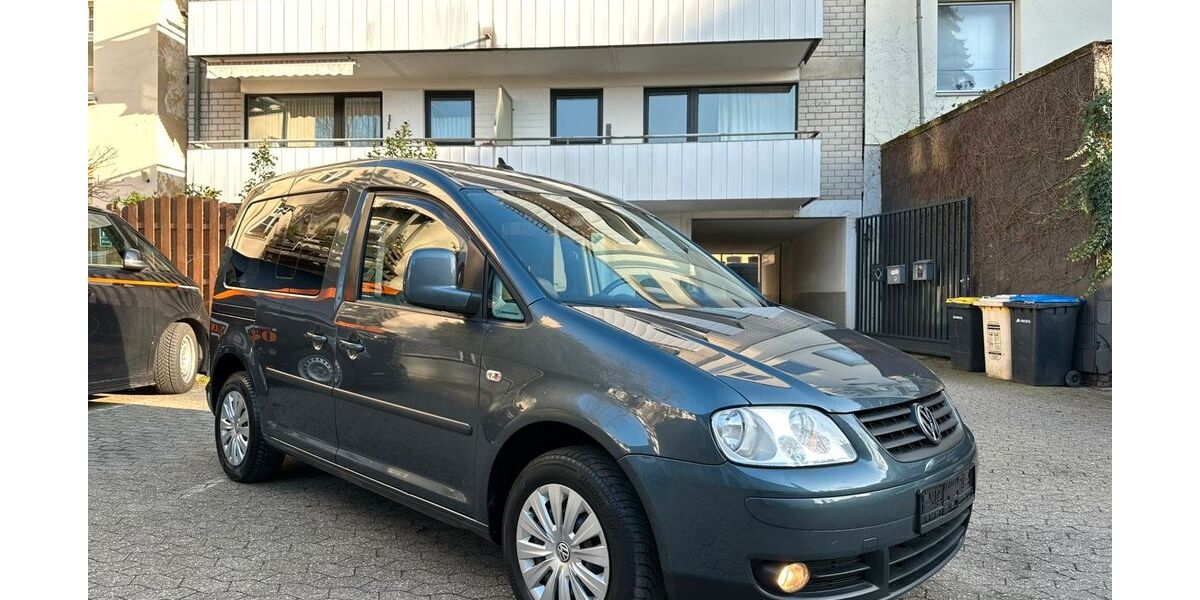VW Caddy 252.167 km 3.900 &euro; Düsseldorf 40627