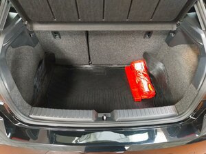 Seat Ibiza FR Pano Navi Virtual SHZ Navi Tempo 40.323 km 18.680 &euro; HAAN 42781