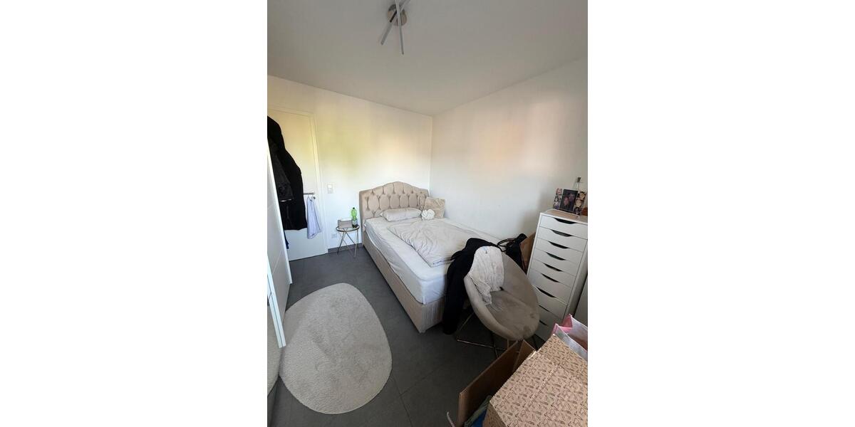 Etagenwohnung Mönchengladbach Nord - 3 Zimmer, 88 m&sup2;, 1.400&euro; | Angebot:26647361