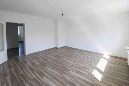 Haus Duisburg Rumeln-Kaldenhausen - 3 Zimmer, 165.000&euro; | Angebot:25717355