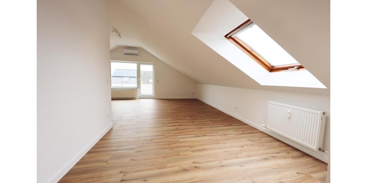 Dachgeschoßwohnung Moers Schwafheim - 2.5 Zimmer, 80 m&sup2;, 214.000&euro; | Angebot:26067794