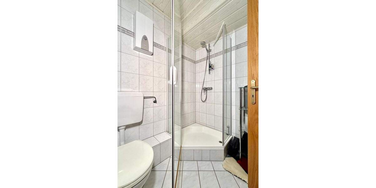 Etagenwohnung Mülheim an der Ruhr Mitte-Ost - 2 Zimmer, 63 m&sup2;, 115.000&euro; | Angebot:25734975