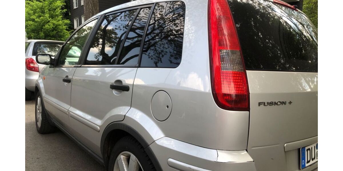 Ford Fusion 158.500 km 1.150 &euro; Duisburg 47051