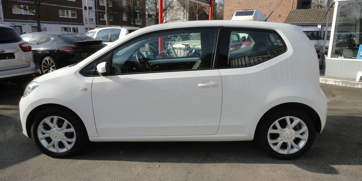 VW up! move Klima Navi PDC Alu Guter Zustand 168.000 km 3.999 &euro; Neuss 41462