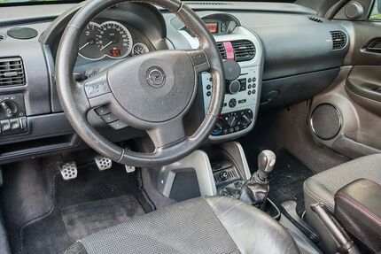 Opel Tigra 220.013 km 1.150 &euro; Duisburg 47226