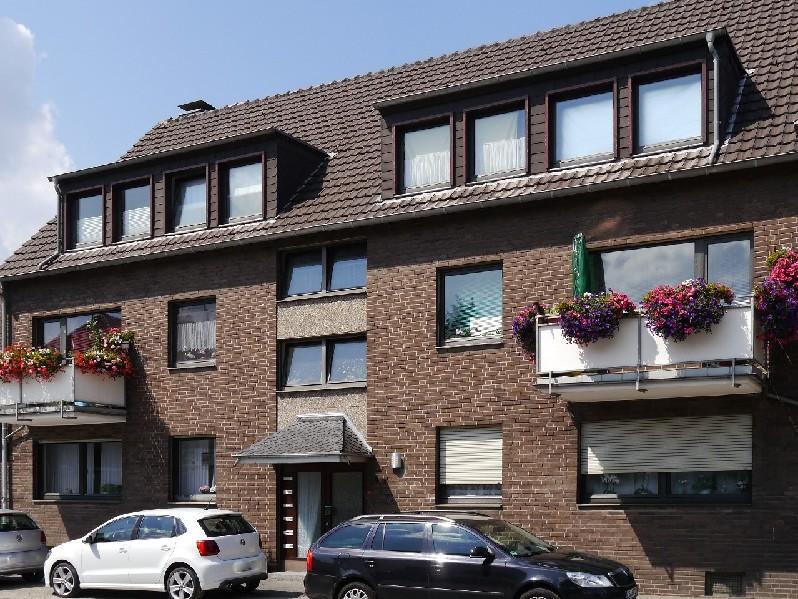 Dachgeschoßwohnung Oberhausen Biefang - 3.5 Zimmer, 70 m&sup2;, 530&euro; | Angebot:26556862
