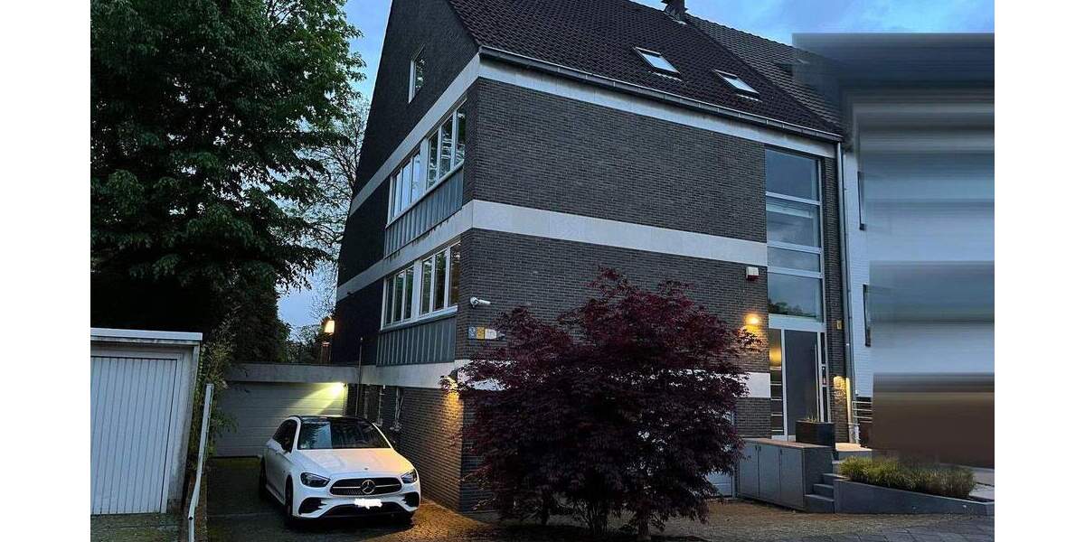 Etagenwohnung Düsseldorf Bilk - 2 Zimmer, 64 m&sup2;, 320.000&euro; | Angebot:25657435