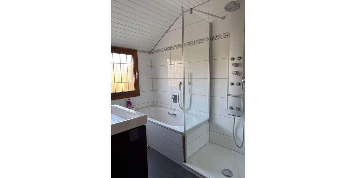 Einfamilienhaus Mönchengladbach Wickrathberg - 7 Zimmer, 159 m&sup2;, 449.000&euro; | Angebot:25796281