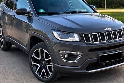 Jeep Compass 88.000 km 17.200 &euro; Düsseldorf 40477