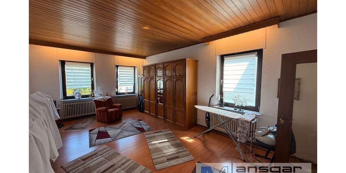 Einfamilienhaus Mönchengladbach Pesch - 6 Zimmer, 131 m&sup2;, 285.000&euro; | Angebot:25666496