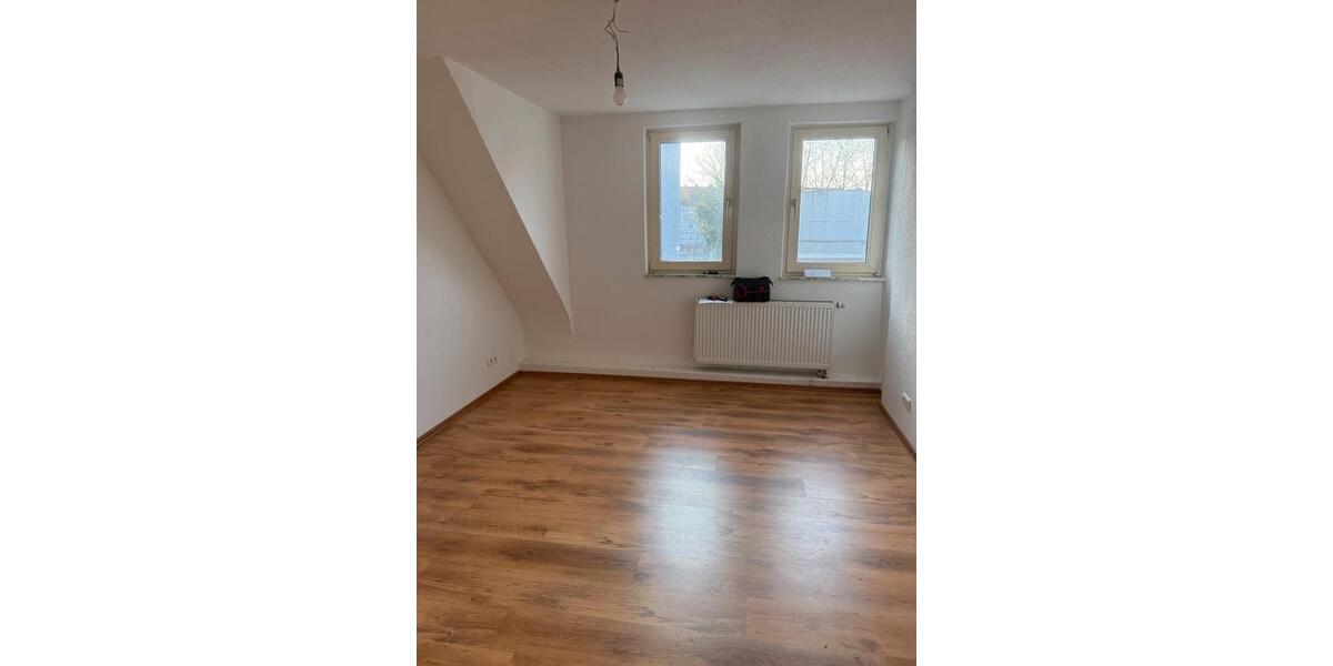 Dachgeschoßwohnung Duisburg Rheinhausen - 2 Zimmer, 55 m&sup2;, 725&euro; | Angebot:25979621