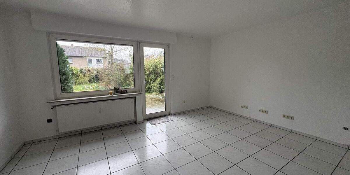 Mehrfamilienhaus, Wohnhaus Moers Hülsdonk - 6 Zimmer, 132 m&sup2;, 620.000&euro; | Angebot:25896452