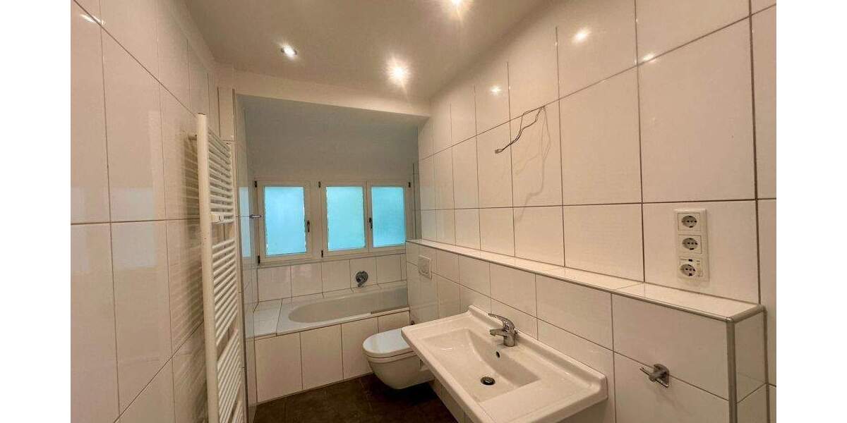 Mehrfamilienhaus, Wohnhaus Krefeld Cracau - 1 Zimmer, 496 m&sup2;, 1.650.000&euro; | Angebot:25707100