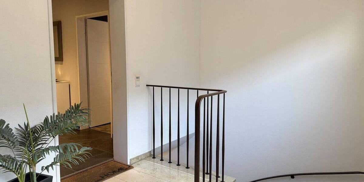 Etagenwohnung Langenfeld Immigrath - 2 Zimmer, 83 m&sup2;, 349.000&euro; | Angebot:25958916