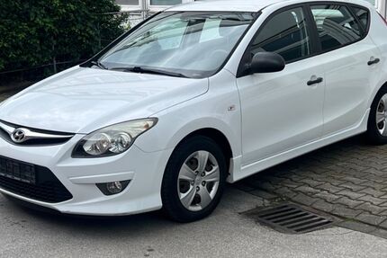 Hyundai i30 119.123 km 3.999 &euro; Neuss 41469