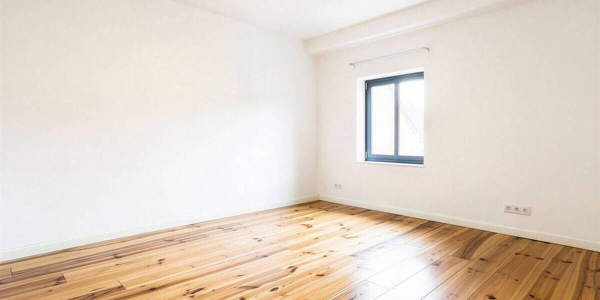 Reihenmittelhaus Mönchengladbach Rheydt - 6 Zimmer, 188 m&sup2;, 1.850&euro; | Angebot:26642814