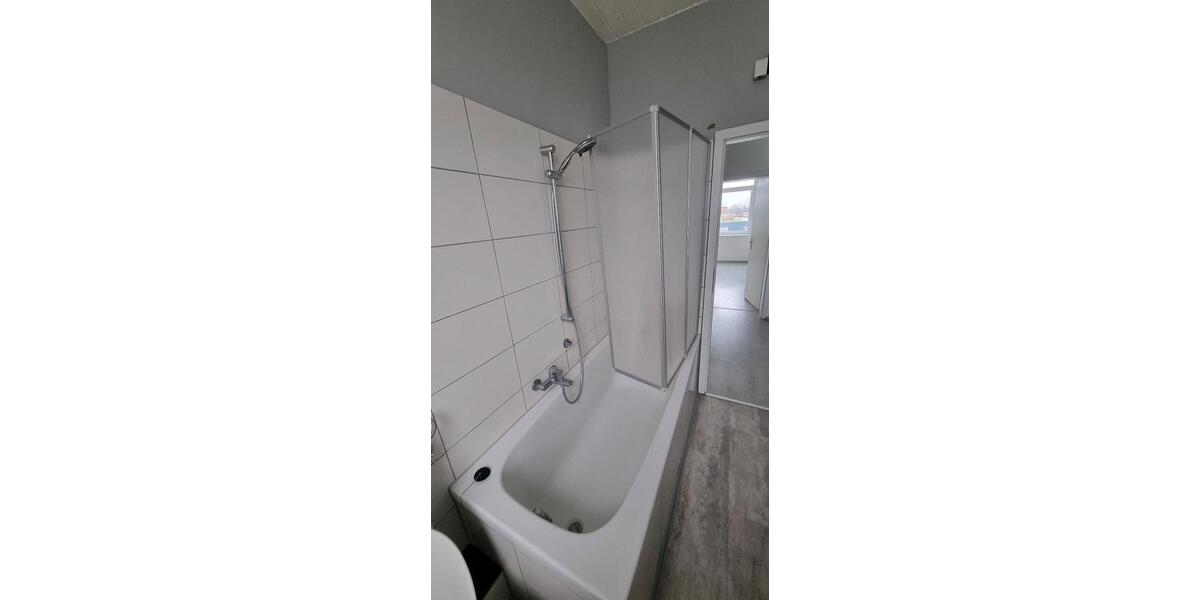 Etagenwohnung Krefeld Cracau - 2 Zimmer, 40 m&sup2;, 530&euro; | Angebot:25968659