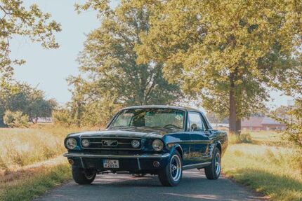 Ford Mustang 121.000 km 45.000 &euro; Grefrath 47929