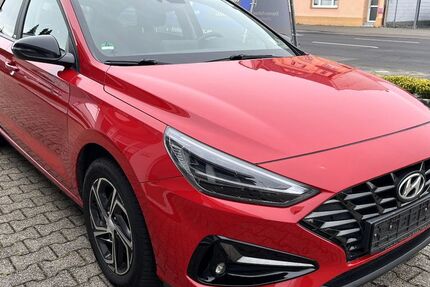 Hyundai i30 115.400 km 14.980 &euro; Mönchengladbach 41063
