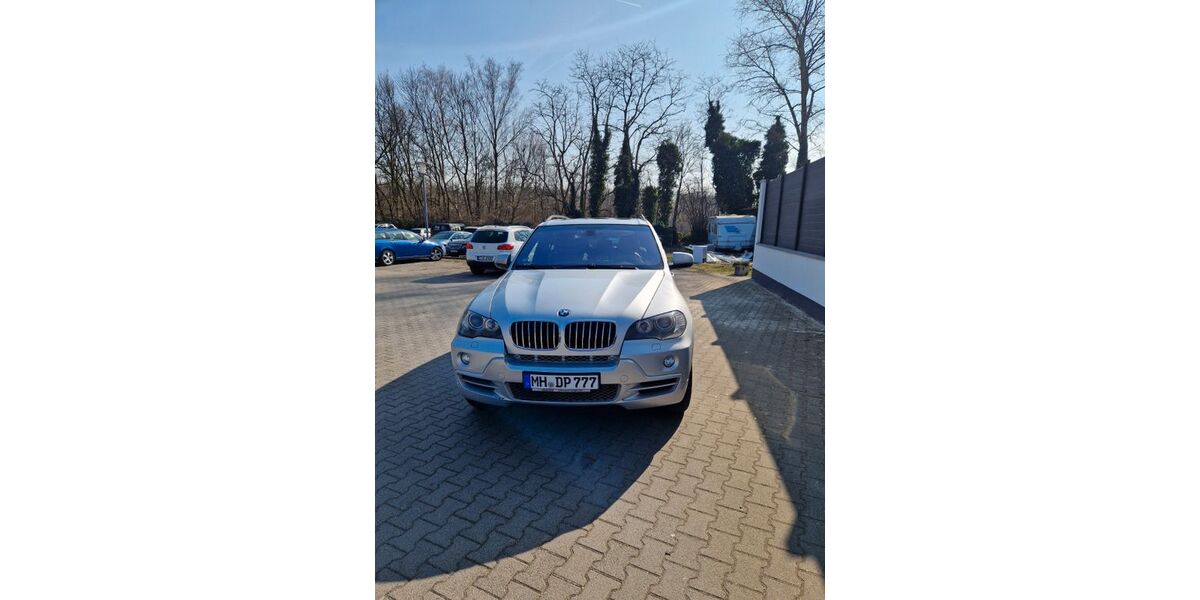 BMW X5 332.450 km 7.100 &euro; Mülheim an der Ruhr 45475