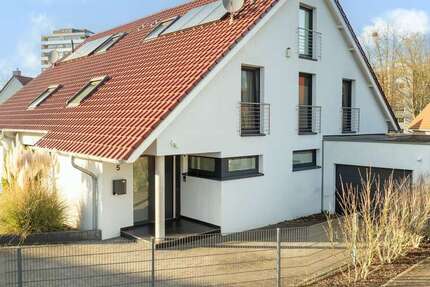 Haus Duisburg Großenbaum - 6 Zimmer, 213 m&sup2;, 850.000&euro; | Angebot:25872778