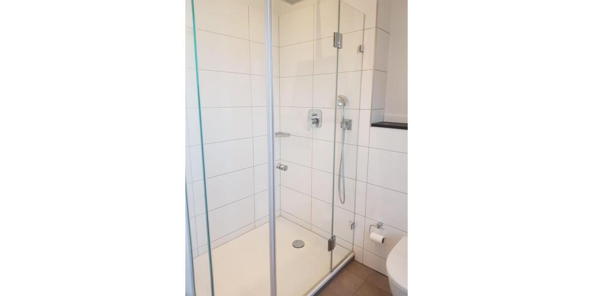 Dachgeschoßwohnung Düsseldorf Stadtbezirk 3 - 2 Zimmer, 64 m&sup2;, 1.400&euro; | Angebot:26644914