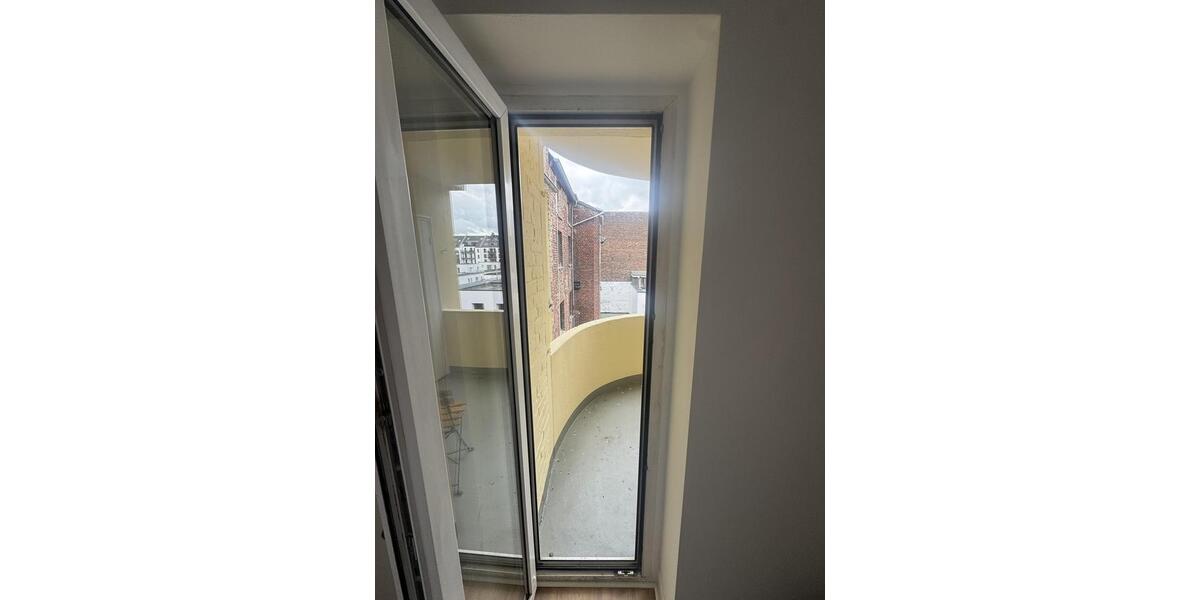 Etagenwohnung Düsseldorf Stadtbezirk 3 - 1 Zimmer, 23 m&sup2;, 638&euro; | Angebot:25975476